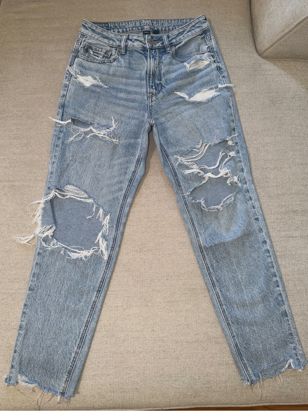 American Eagle Outfitters Light Blue Distressed High-Rise Jeans